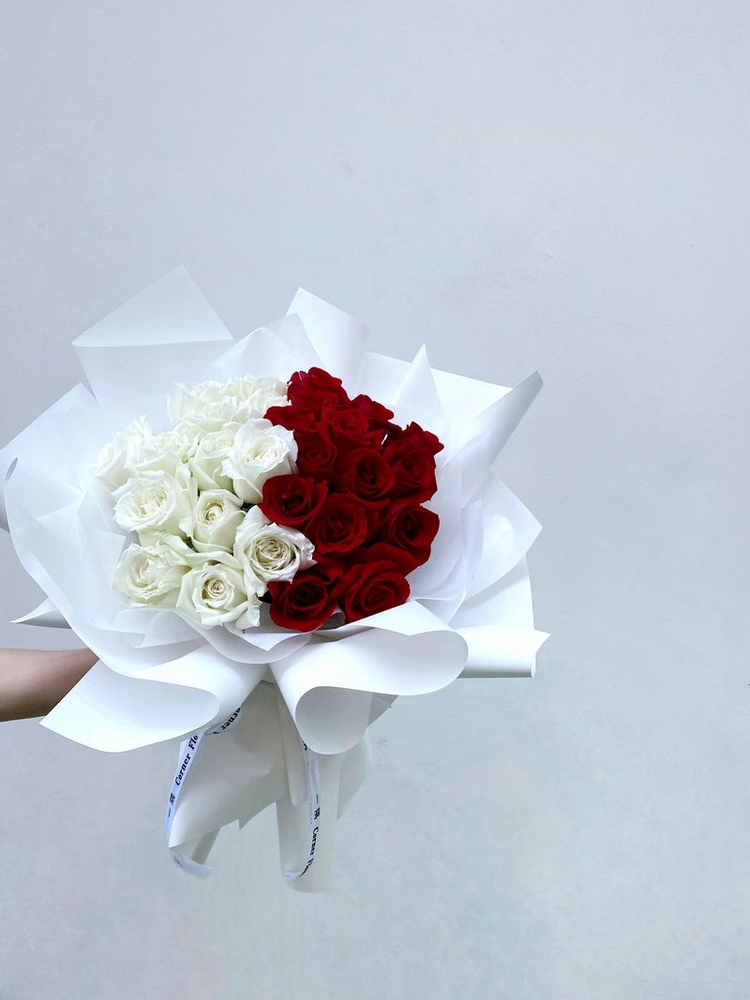 Hand Bouquet 1036