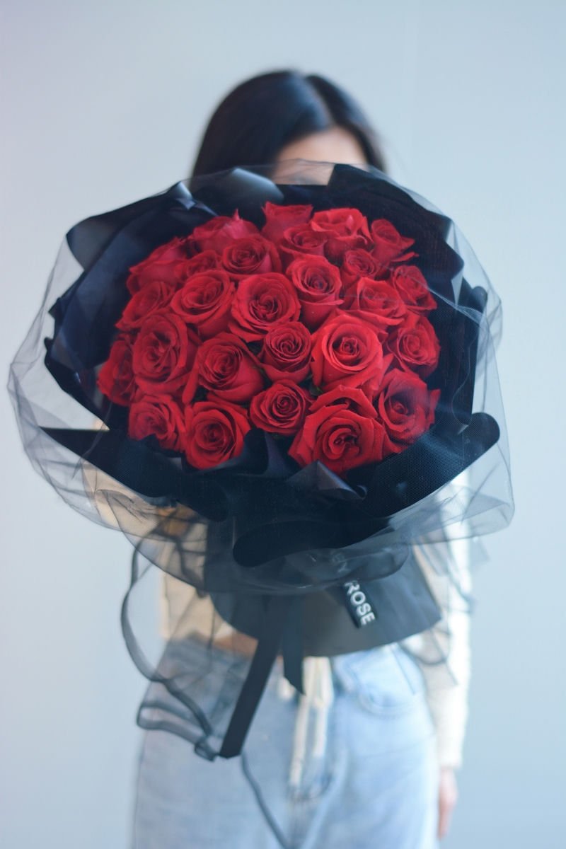 Hand Bouquet 1004--1