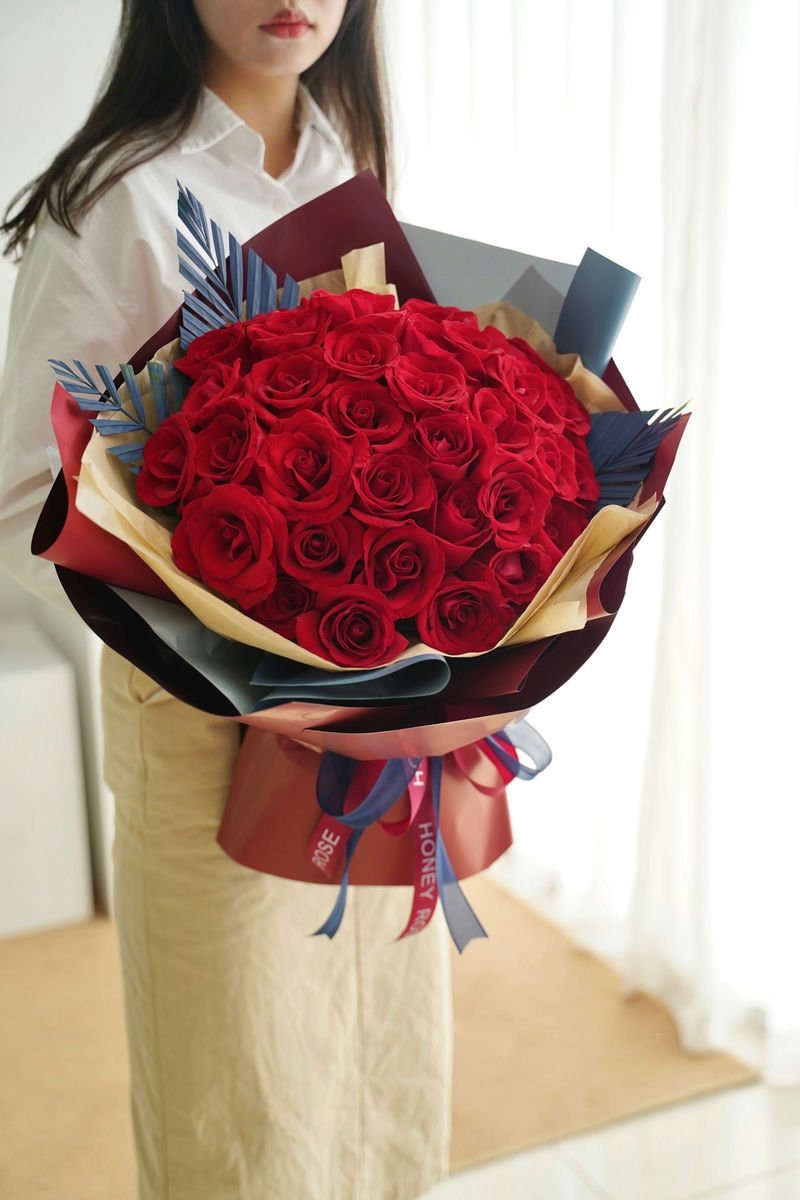 Hand Bouquet 1006--0