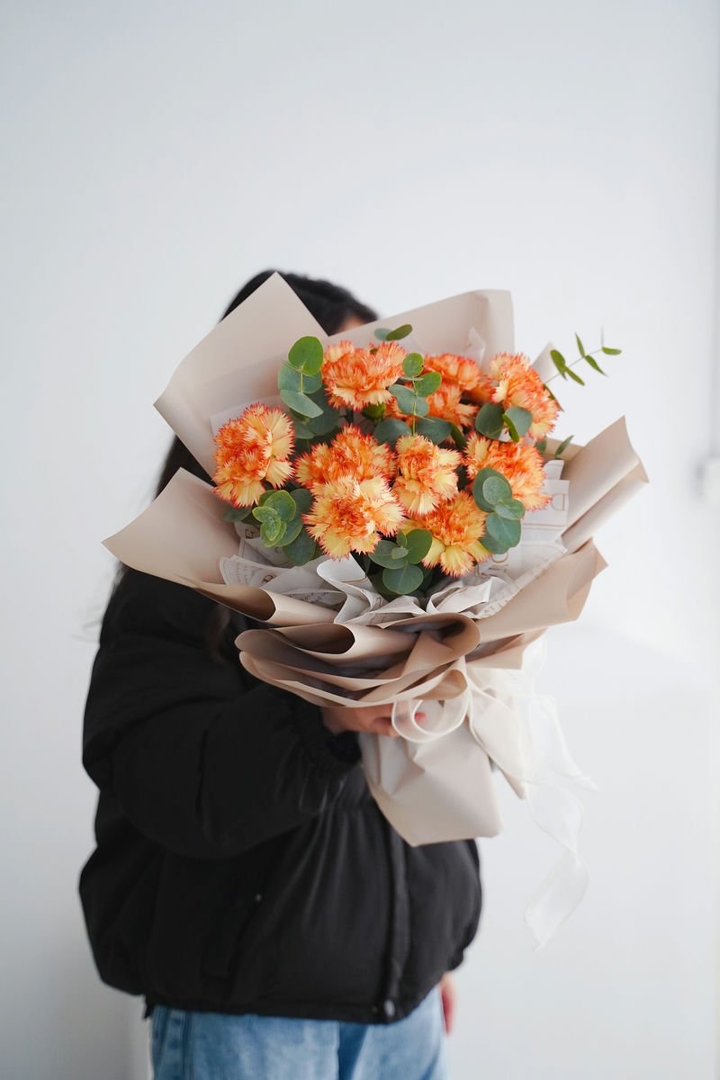 Hand Bouquet 1077--1