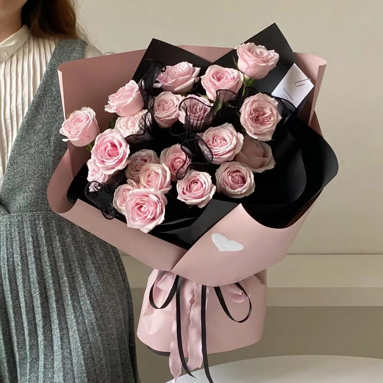 QiXi Special Hand Bouquet 1305--0