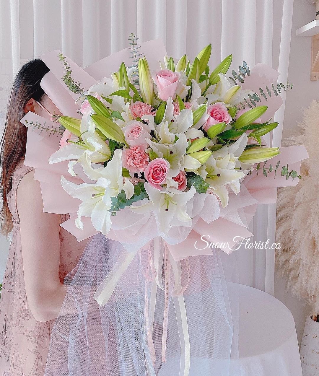 Hand Bouquet 1325--1