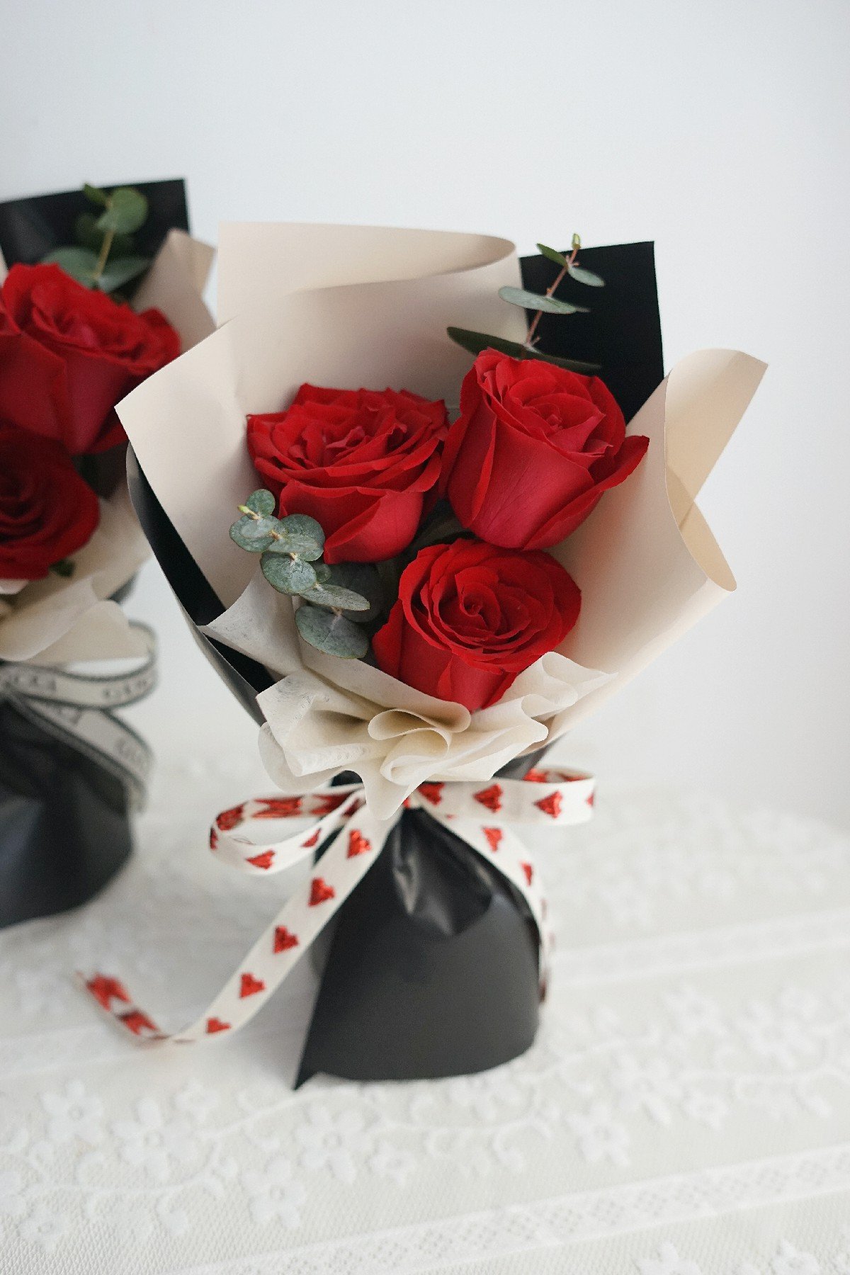 Hand Bouquet 1002--0