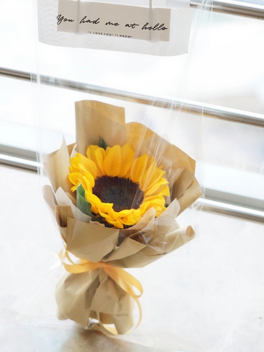 Hand Bouquet 1007--0