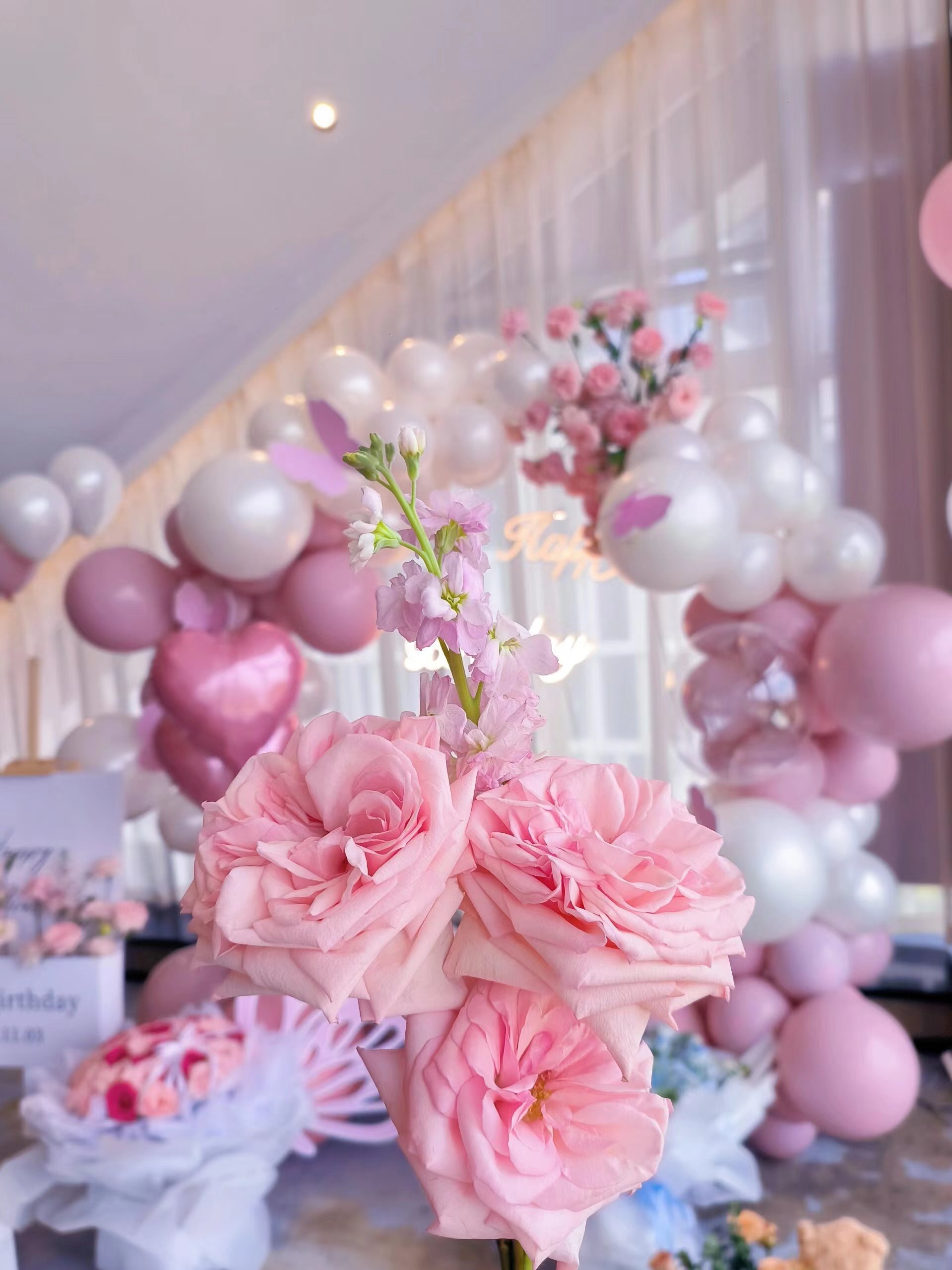 Surprise Balloon Decoration--4