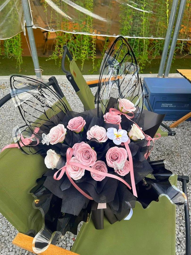 Butterfly Hand Bouquet 1102--0