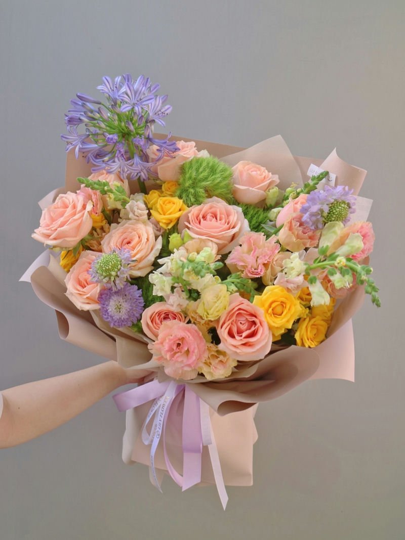 Hand Bouquet 1280--0