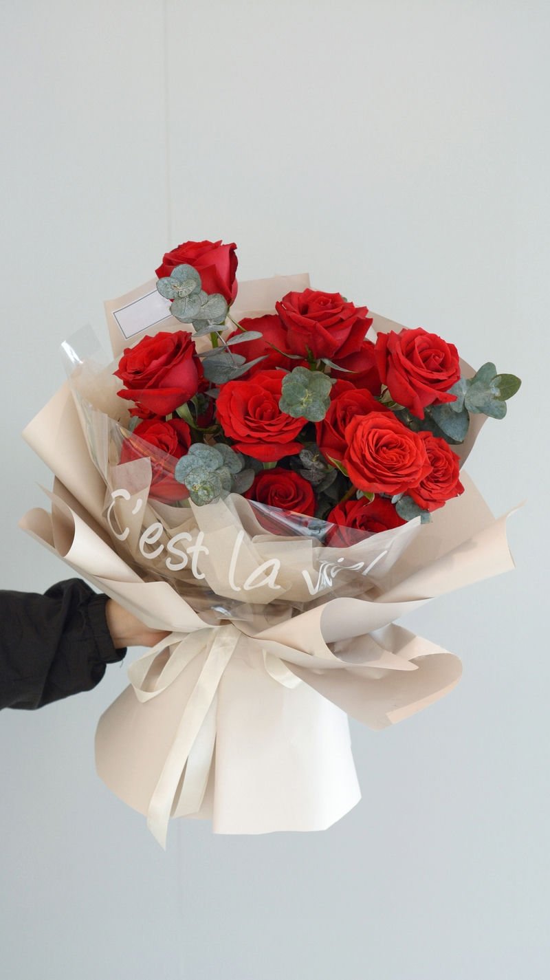 Hand Bouquet 1002--1