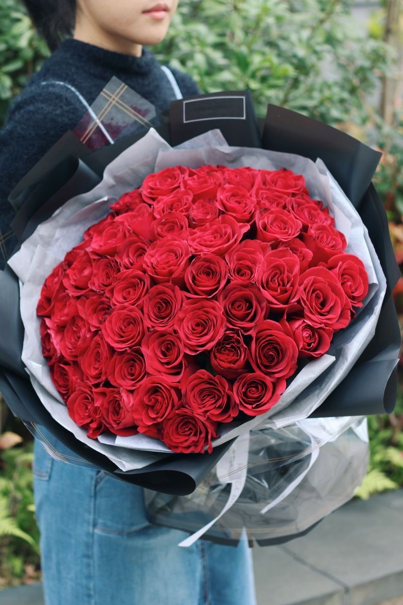 QiXi Special Hand Bouquet 1008