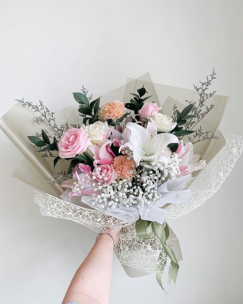 Hand Bouquet 1057--1