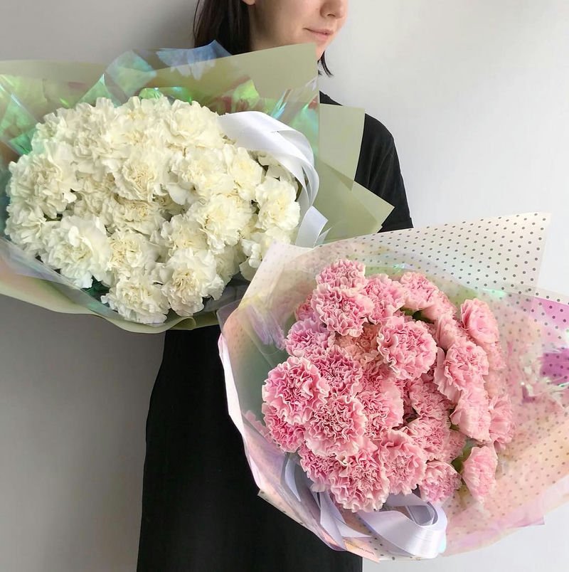 Hand Bouquet 1075--1