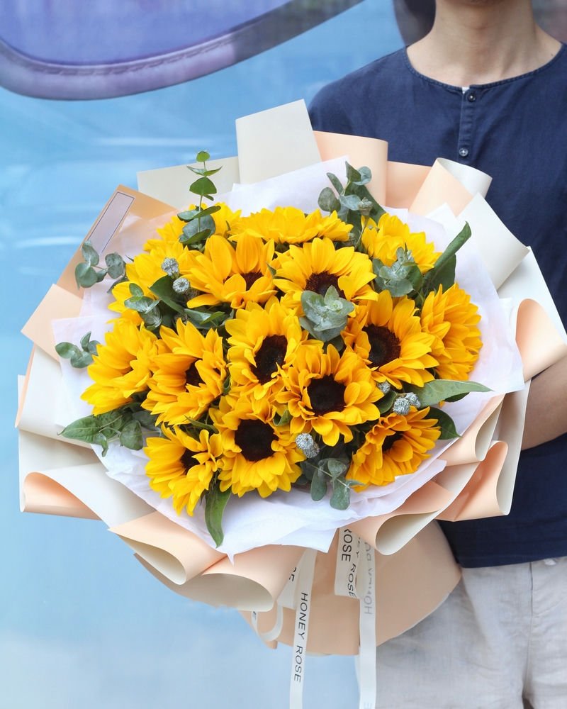 Hand Bouquet 1086--1