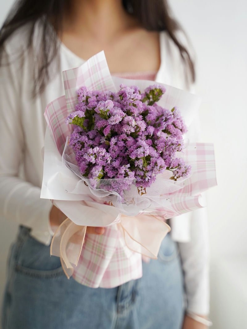 Hand Bouquet 1111--0