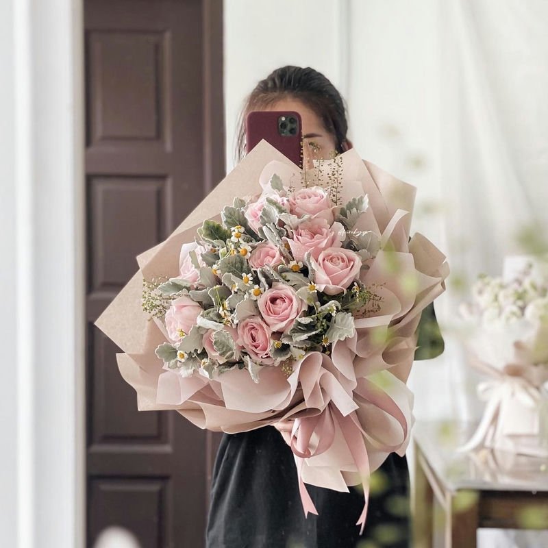 Hand Bouquet 1175--1