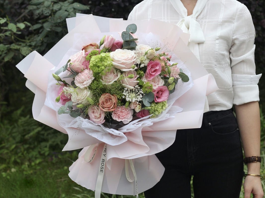 Hand Bouquet 1194--1