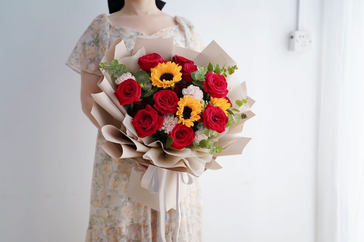 Hand Bouquet 1232--1