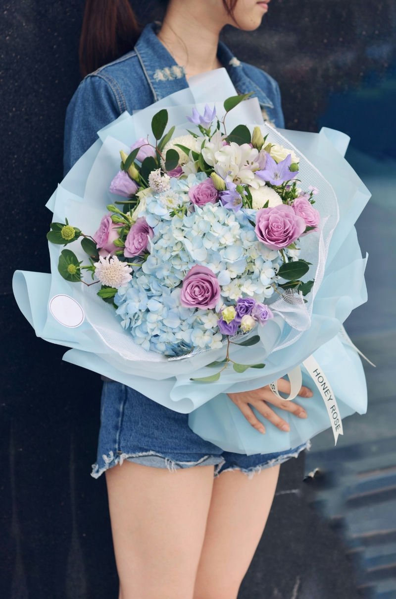 Hand Bouquet 1249--0