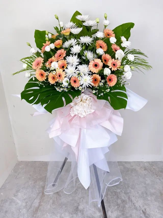 Condolences Flower Stand 1001