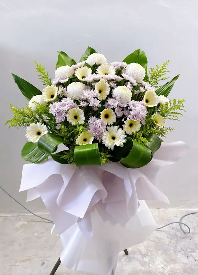 Condolences Flower Stand 1002